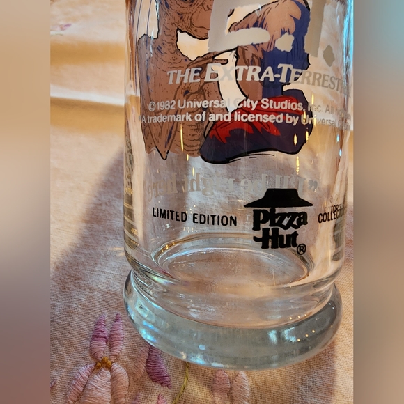 Vintage 1982 E.T. Pizza Hut Collectible Series Glassware - Picture 5 of 7
